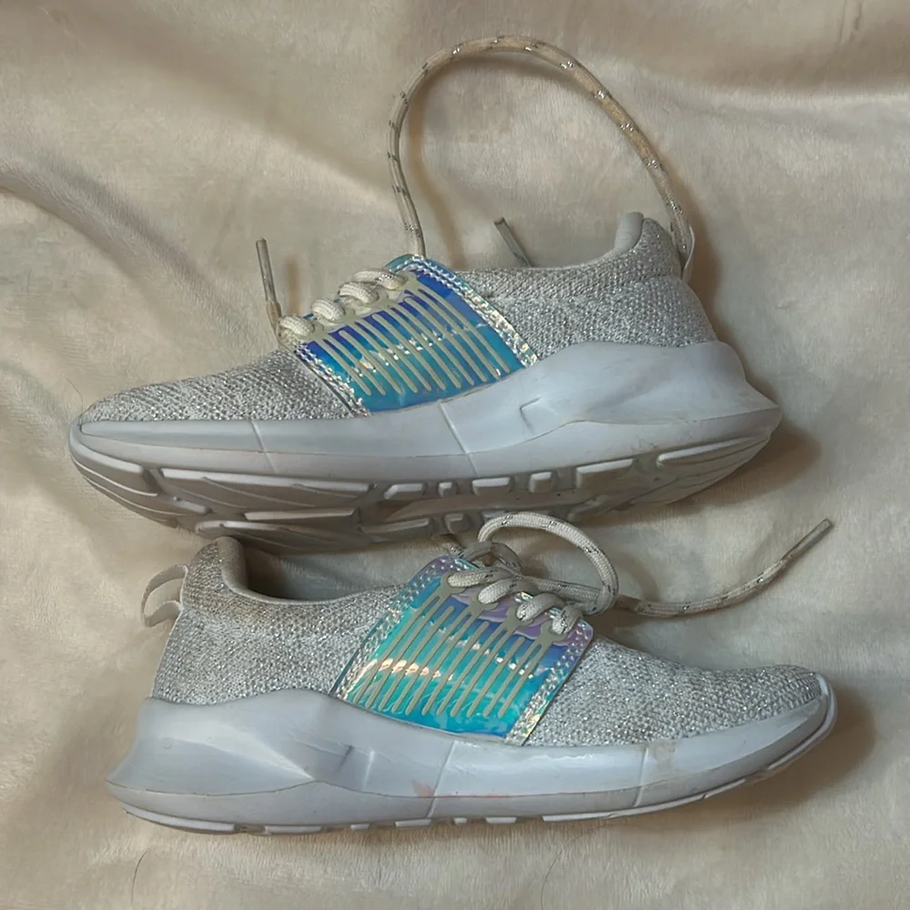 The Children’s Place sneakers